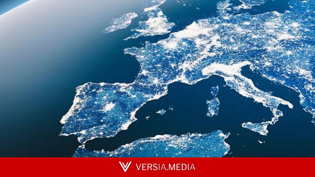 El color de España cambia durante la noche: un satélite chino revela cómo nuestro país se tiñe de azul